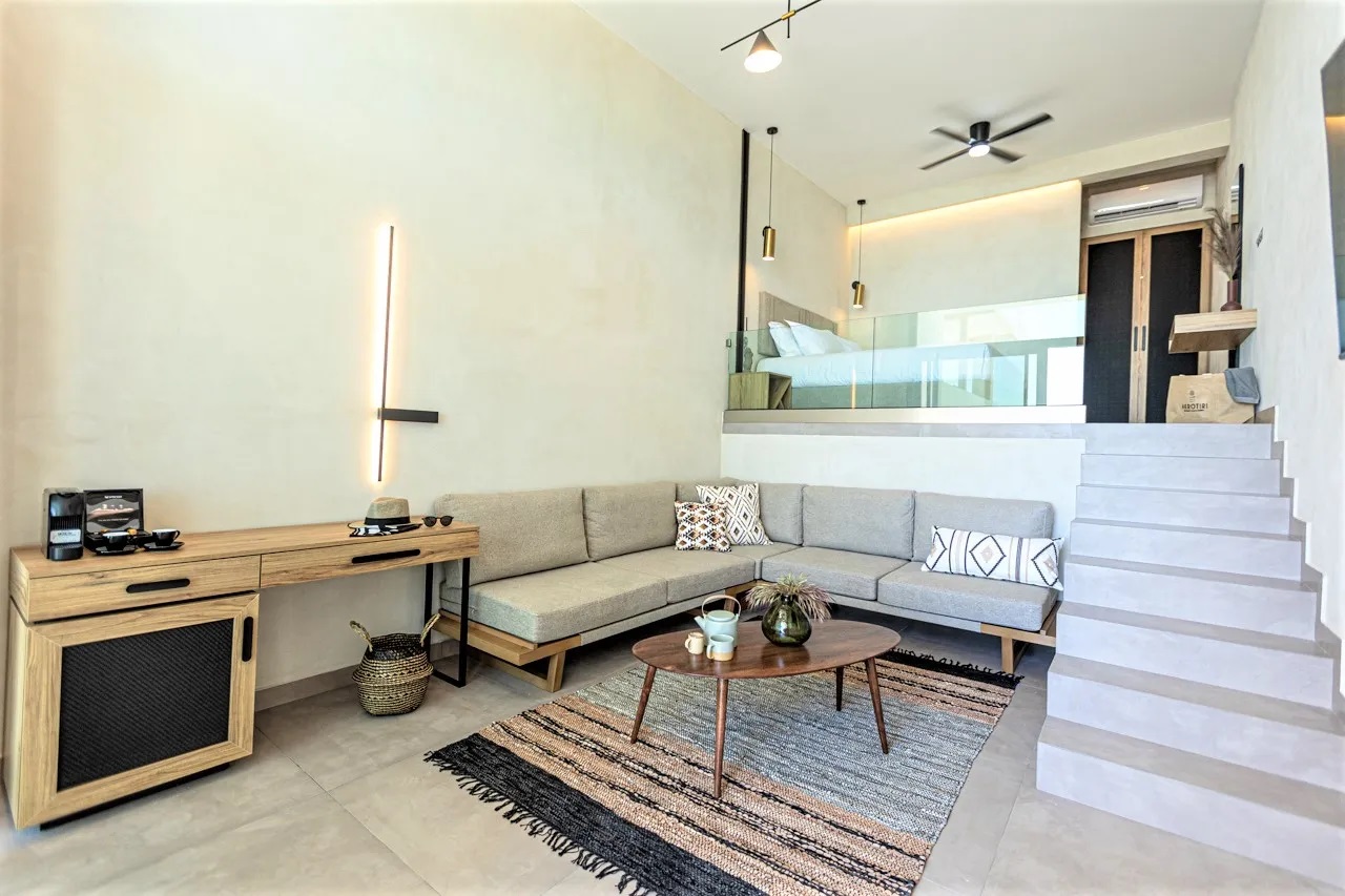 Akrotiri Olympus Luxury Suites-Queen suite.jpg