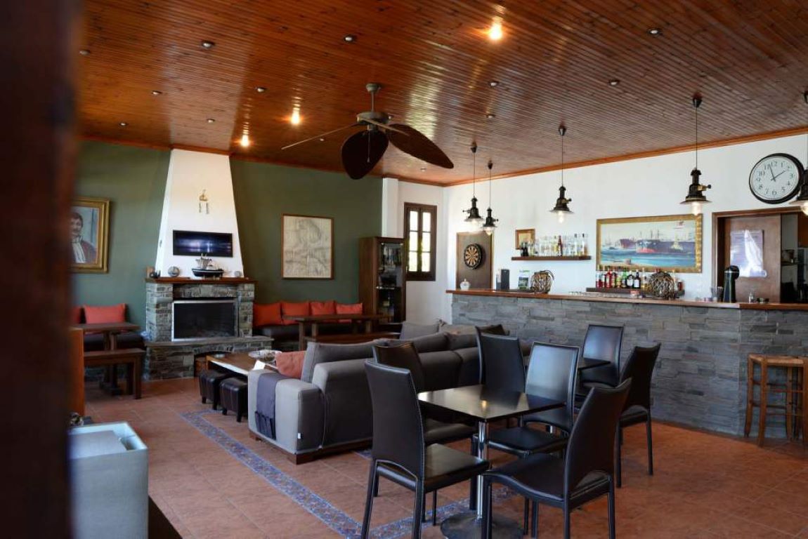 Cleopatra Hotel-Lobby.jpg