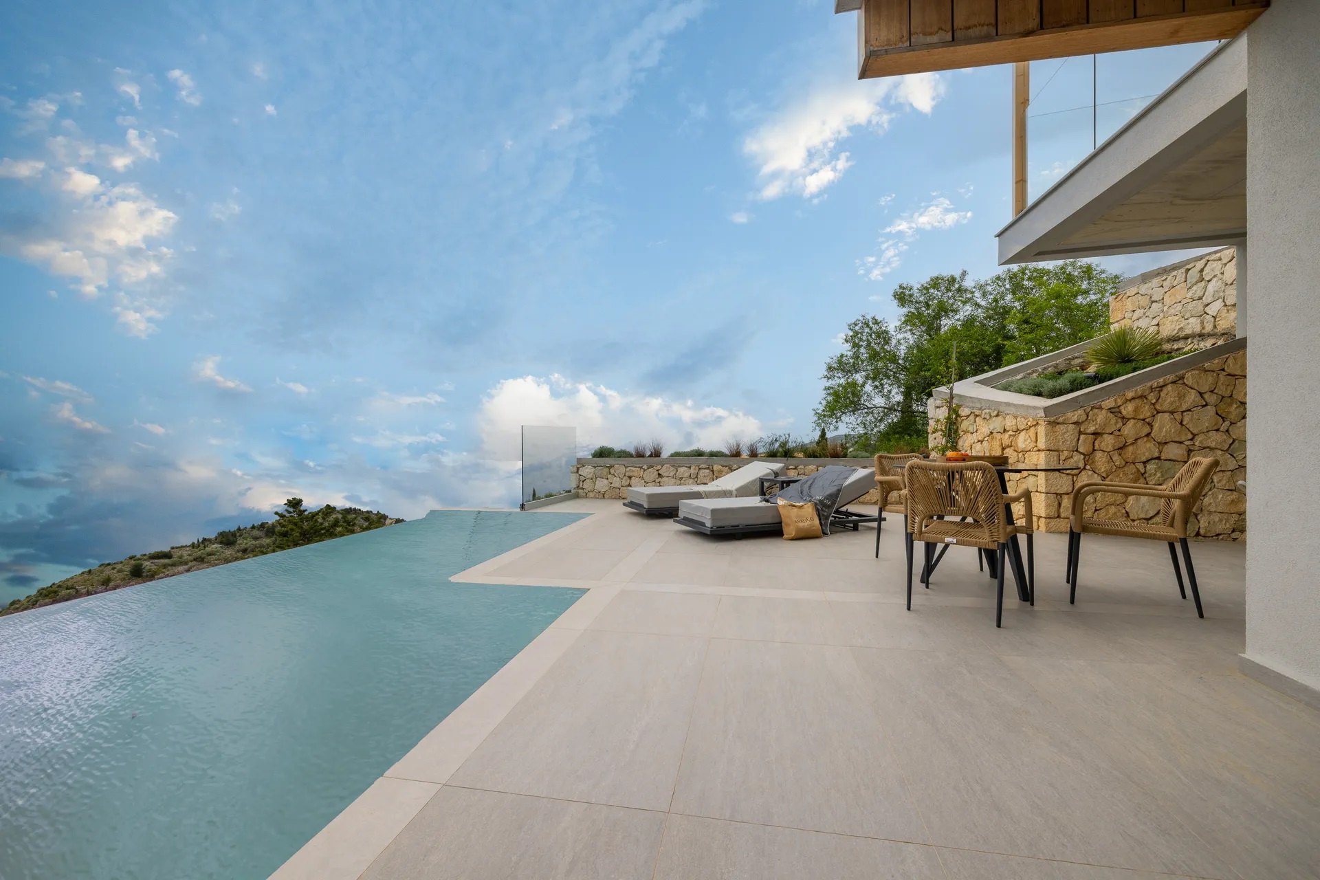 Anadeo VIllas & Suites-Trosoban Master suite.jpg