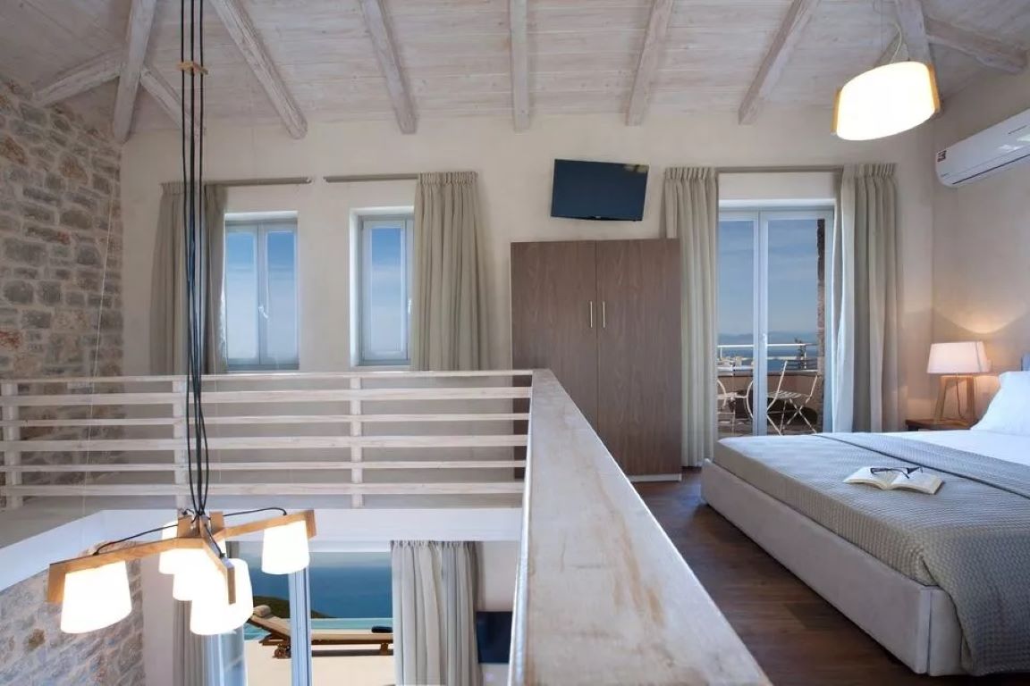 Ionian Horizon VIllas-Vila Ioni spavaca soba.jpg