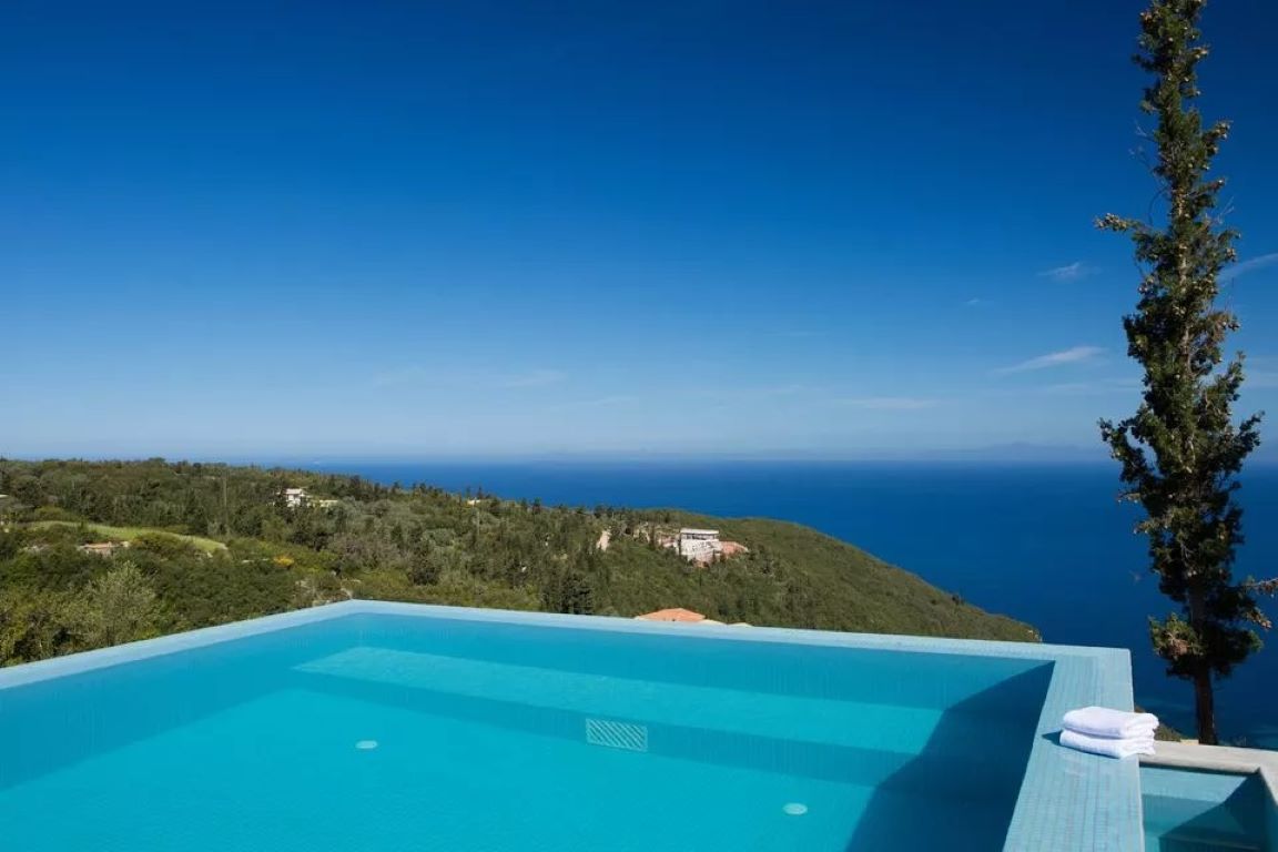 Ionian Horizon Villas-Vila Nefeli bazen.jpg