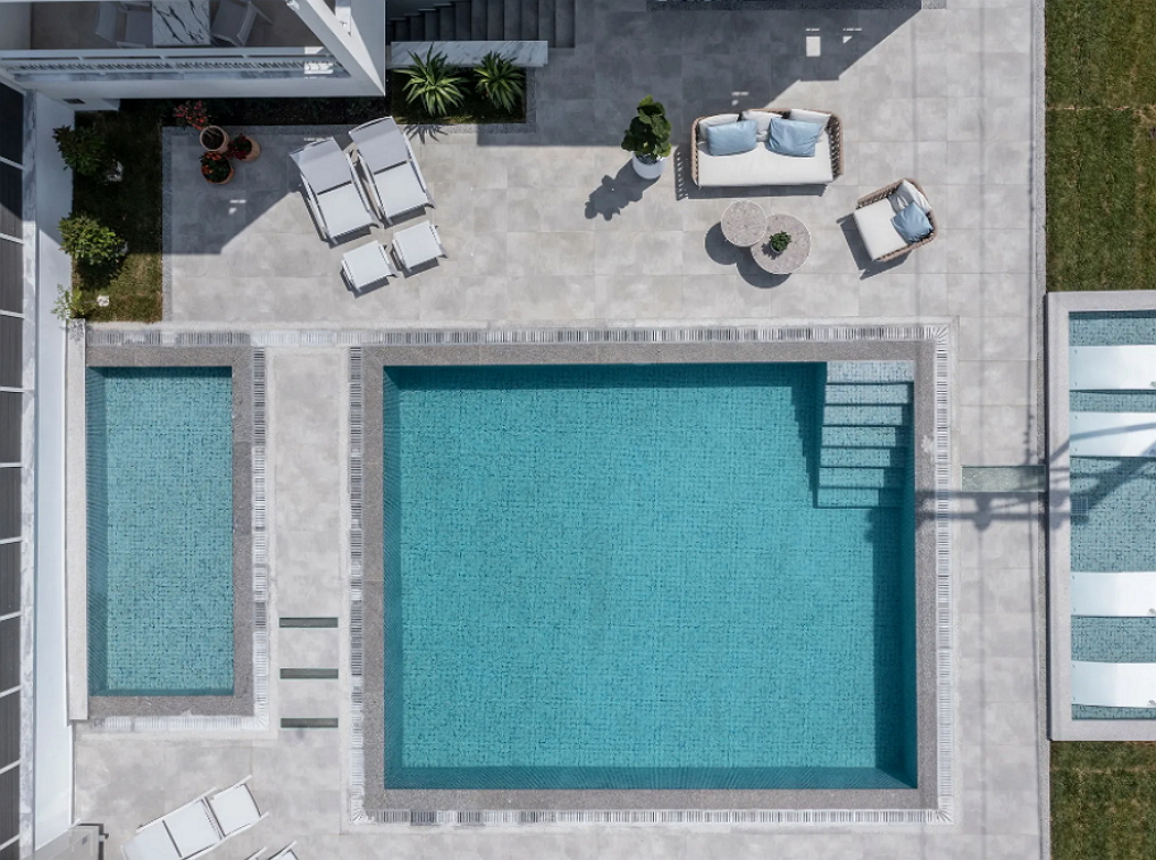 Hotel Sole Mare bazeni.jpg