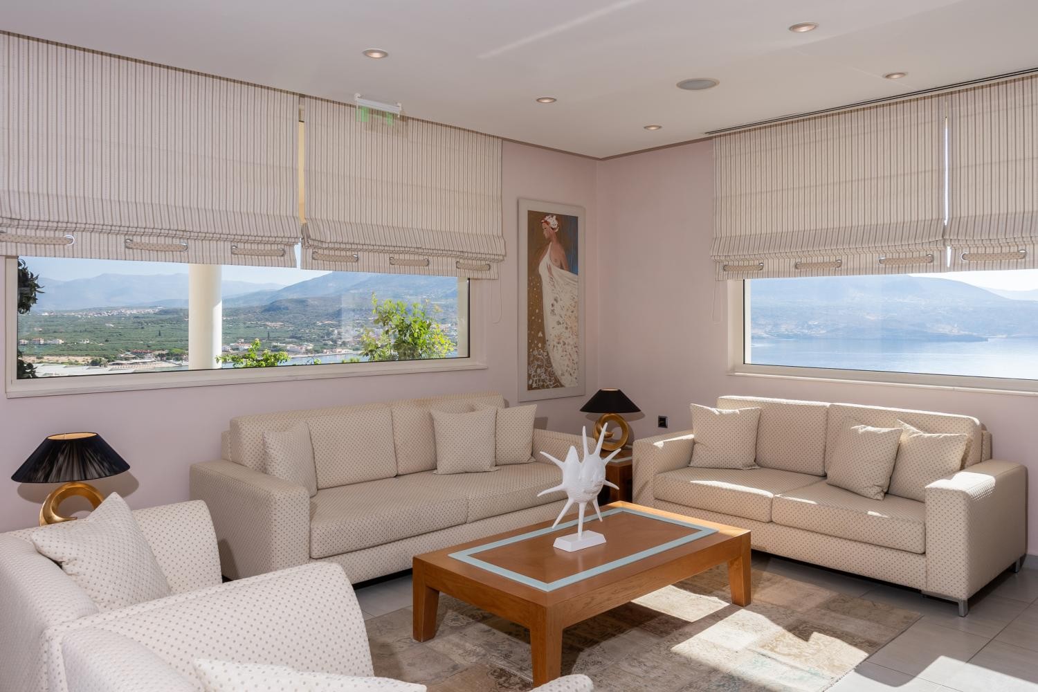 Princess Kyniska Suites-Lobby.jpg