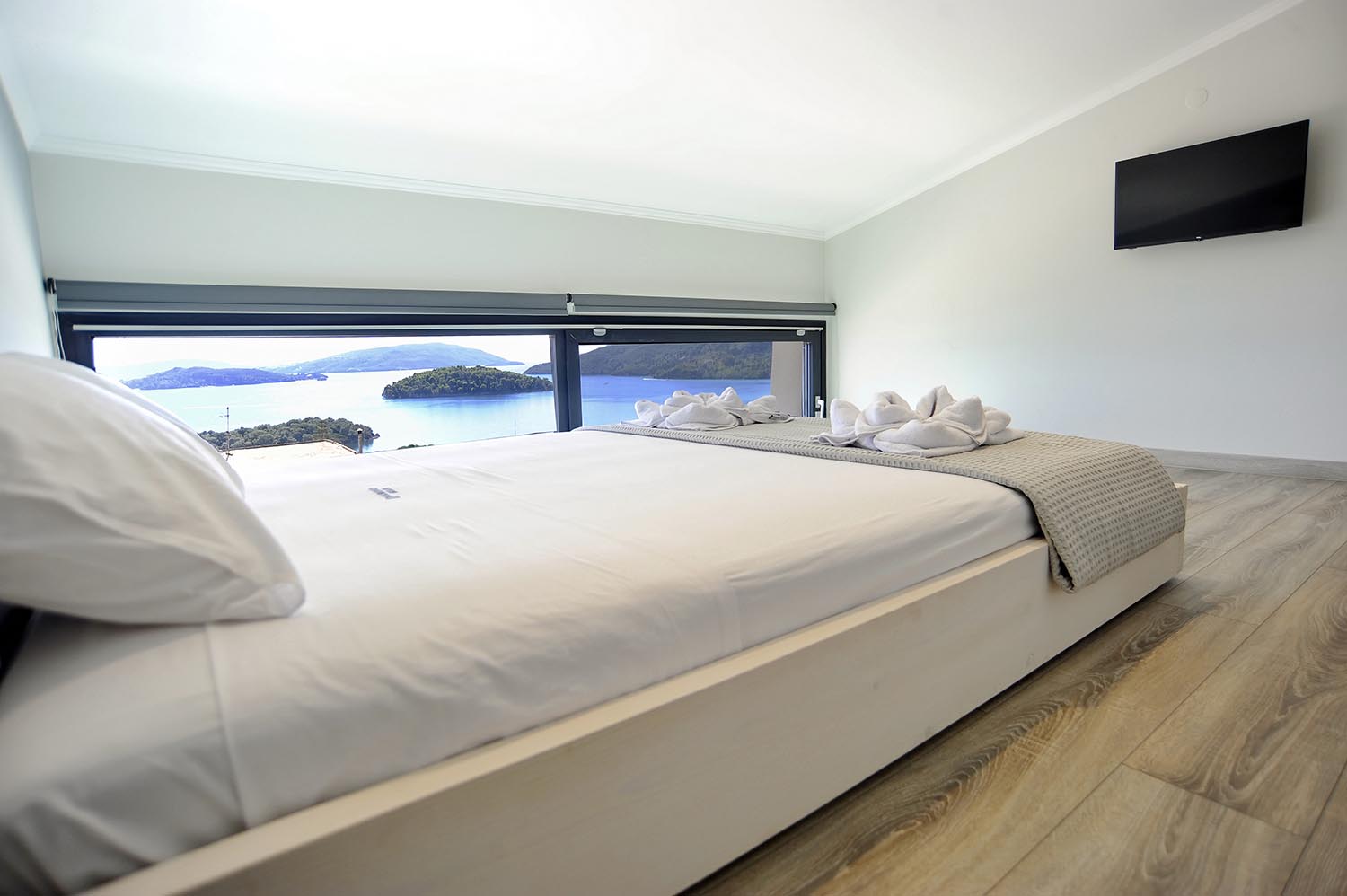 Diamond Blue Villas-Standardna vila spavaca soba.jpg