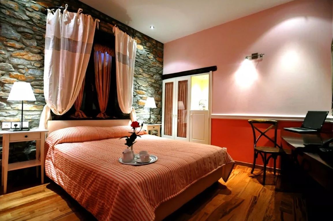 Kentrikon Boutique-Superior suite.jpg