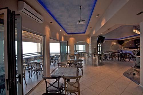 Hotel Karaoulanis Beach restaurant 1.jpg