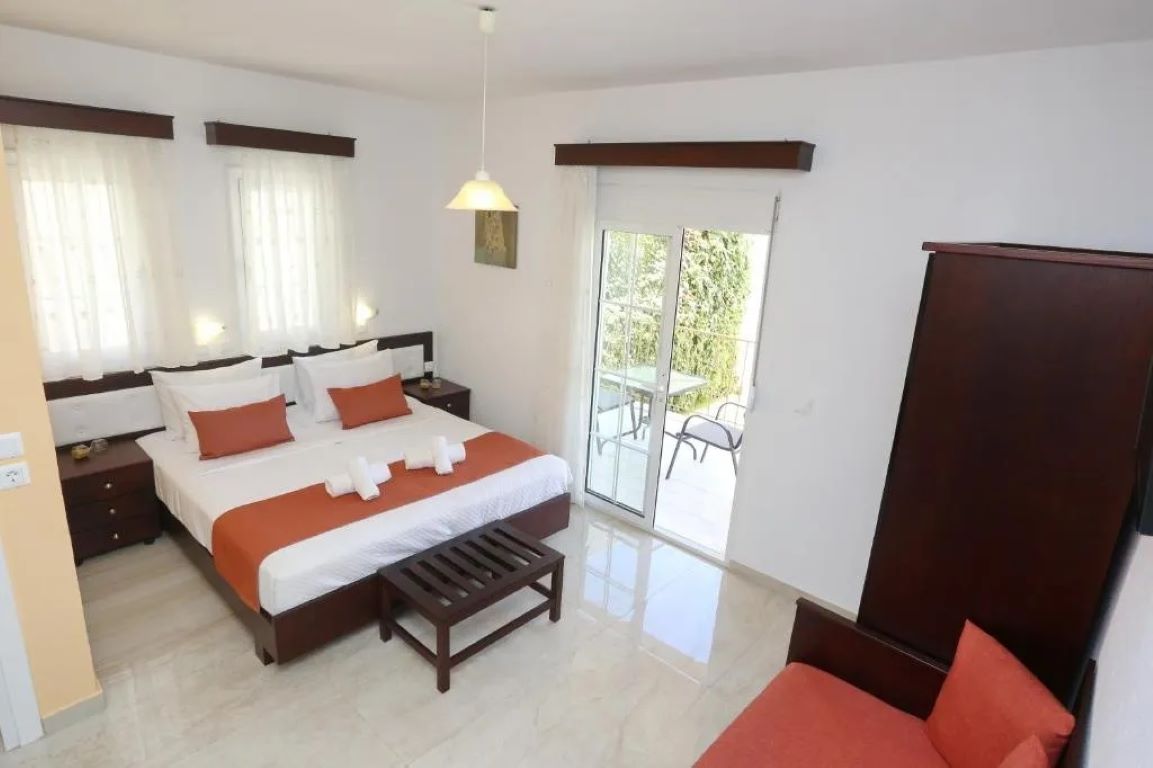 Villa Magda Maria-Superior studio sa sofom.jpg
