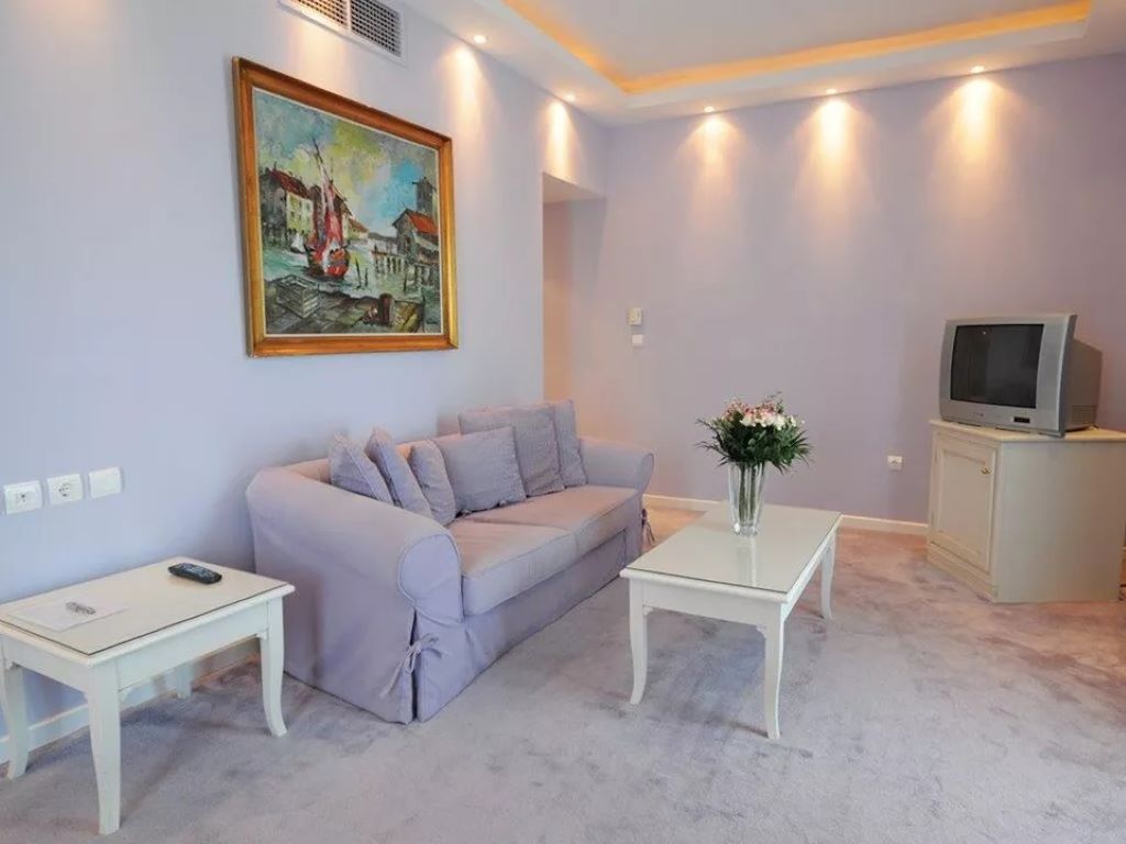 Paliria Hotel-Suite.jpg