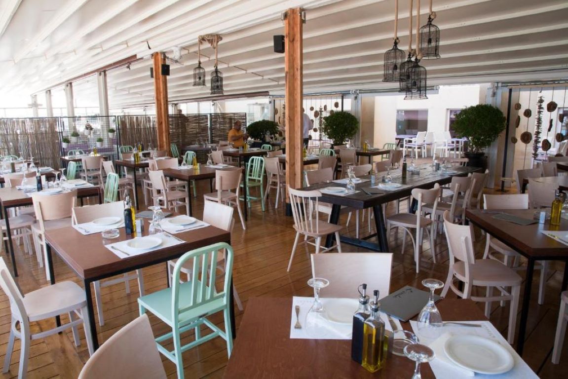 Paliria Hotel-Terasa restorana.jpg