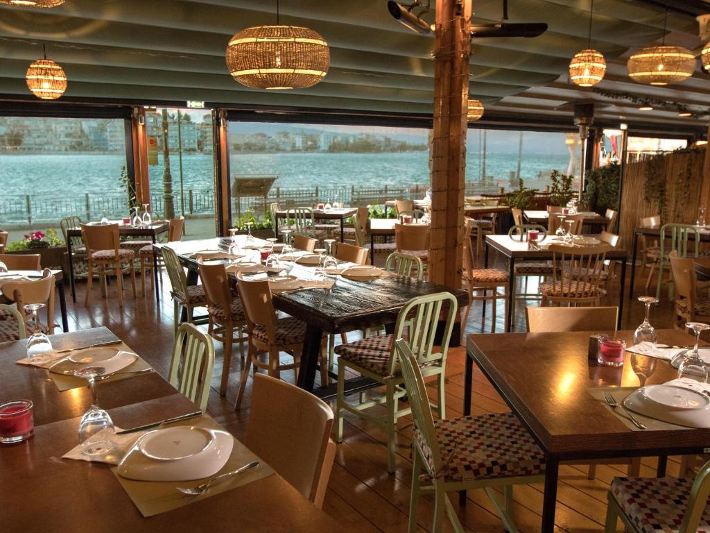 Paliria-Restoran.jpg