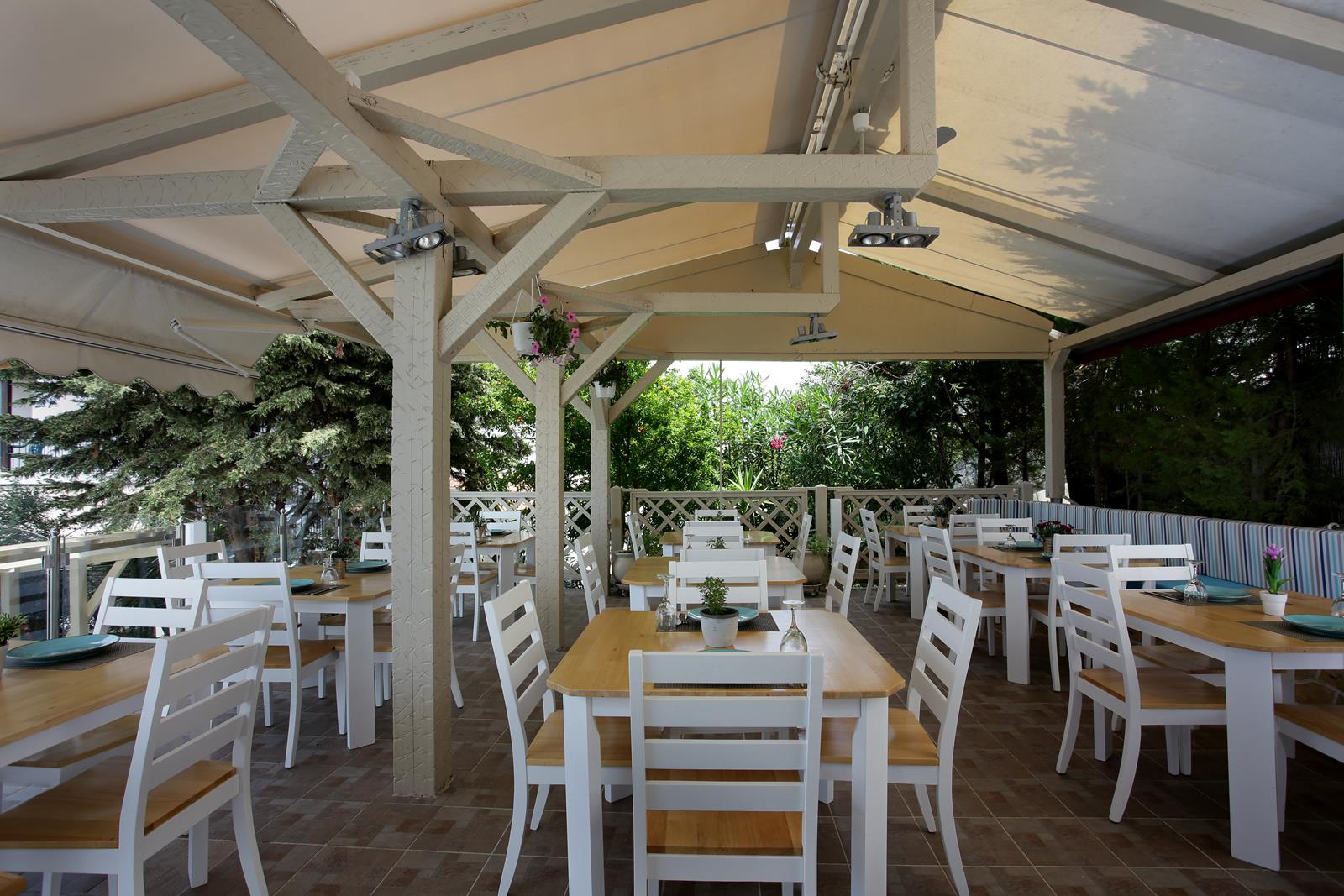 Hotel Anny Residence & Suites restoran.jpg