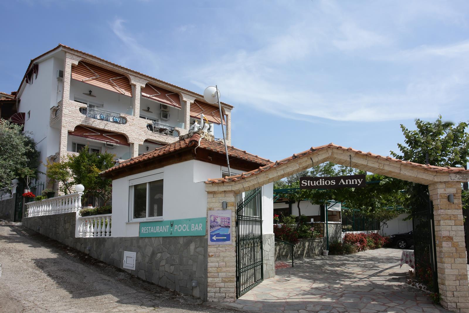 Hotel Anny Residence & Suites spoljni izgled.jpg