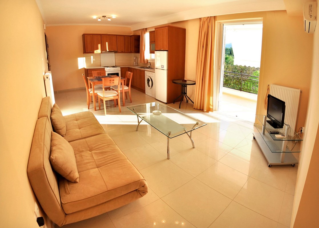 Dionysos Luxury Apartments-Apartman za cetvoro dnevna soba.jpg
