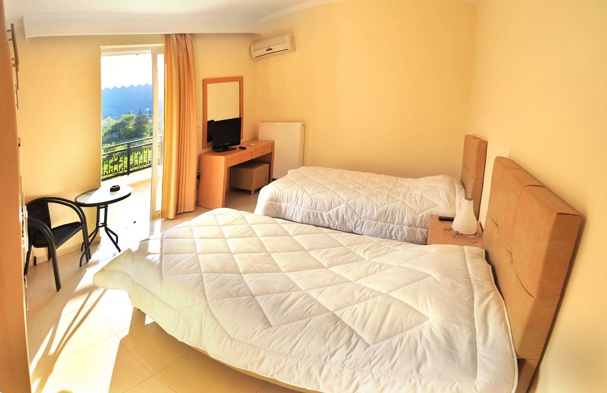 Dionysos Luxury Apartments-Apartman za cetvoro spavaca soba.jpg