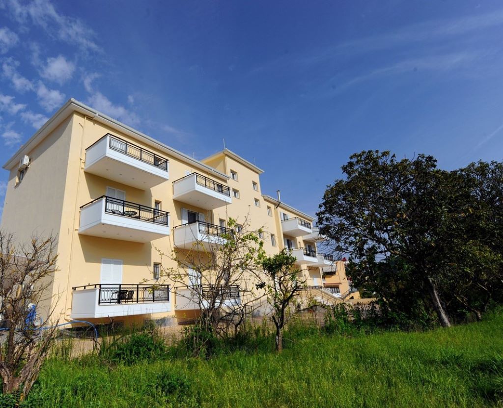Dionysos Luxury Apartments-Zgrada hotela.jpg