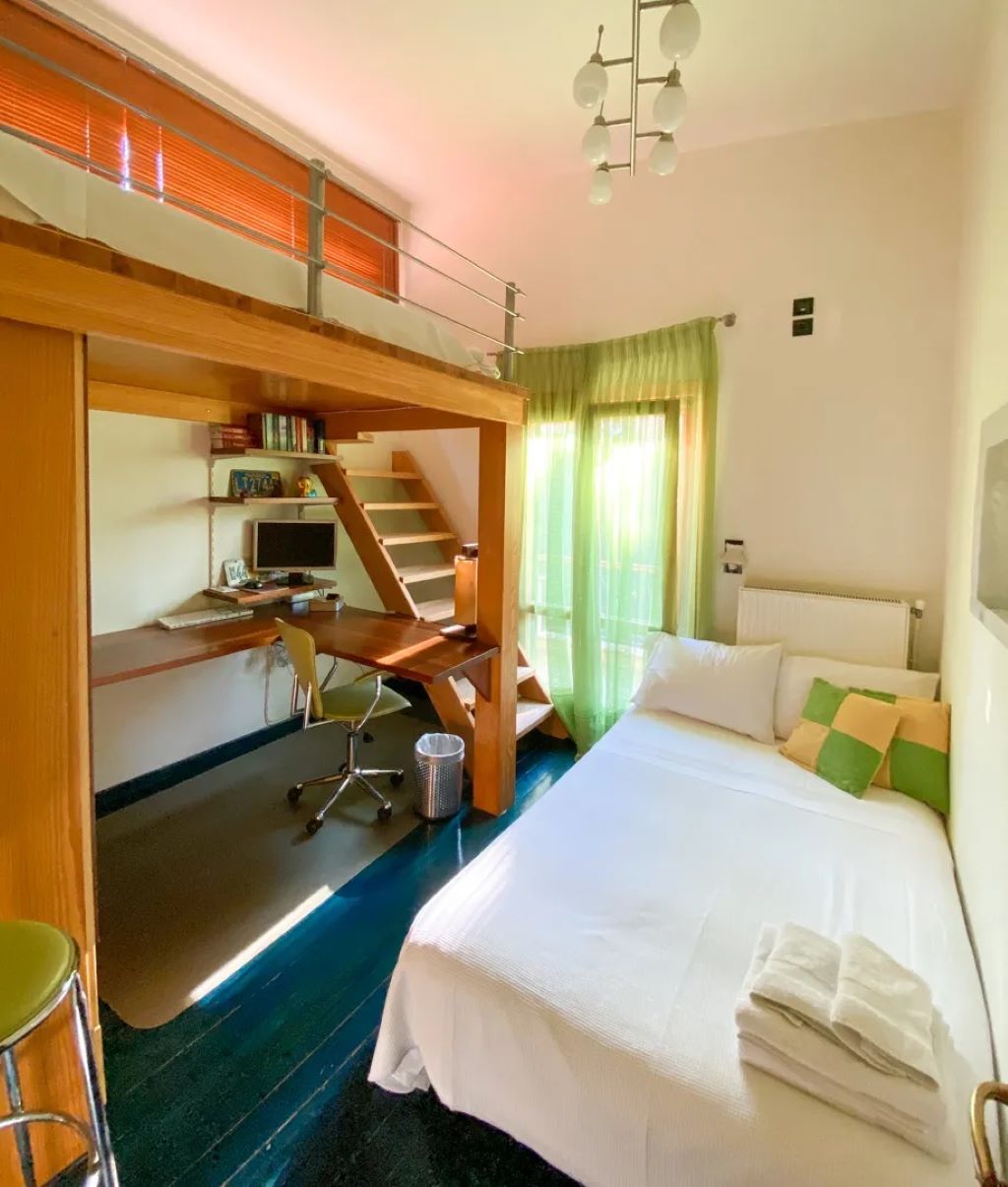 Renting Sunset-Vila Umami deluxe spavaca soba.jpg
