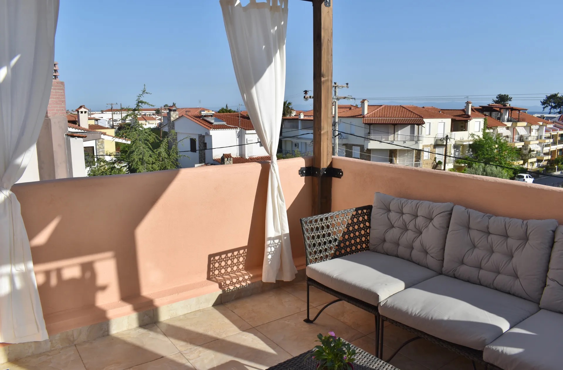 Kripis Villa-Terasa u potkrovlju.jpg