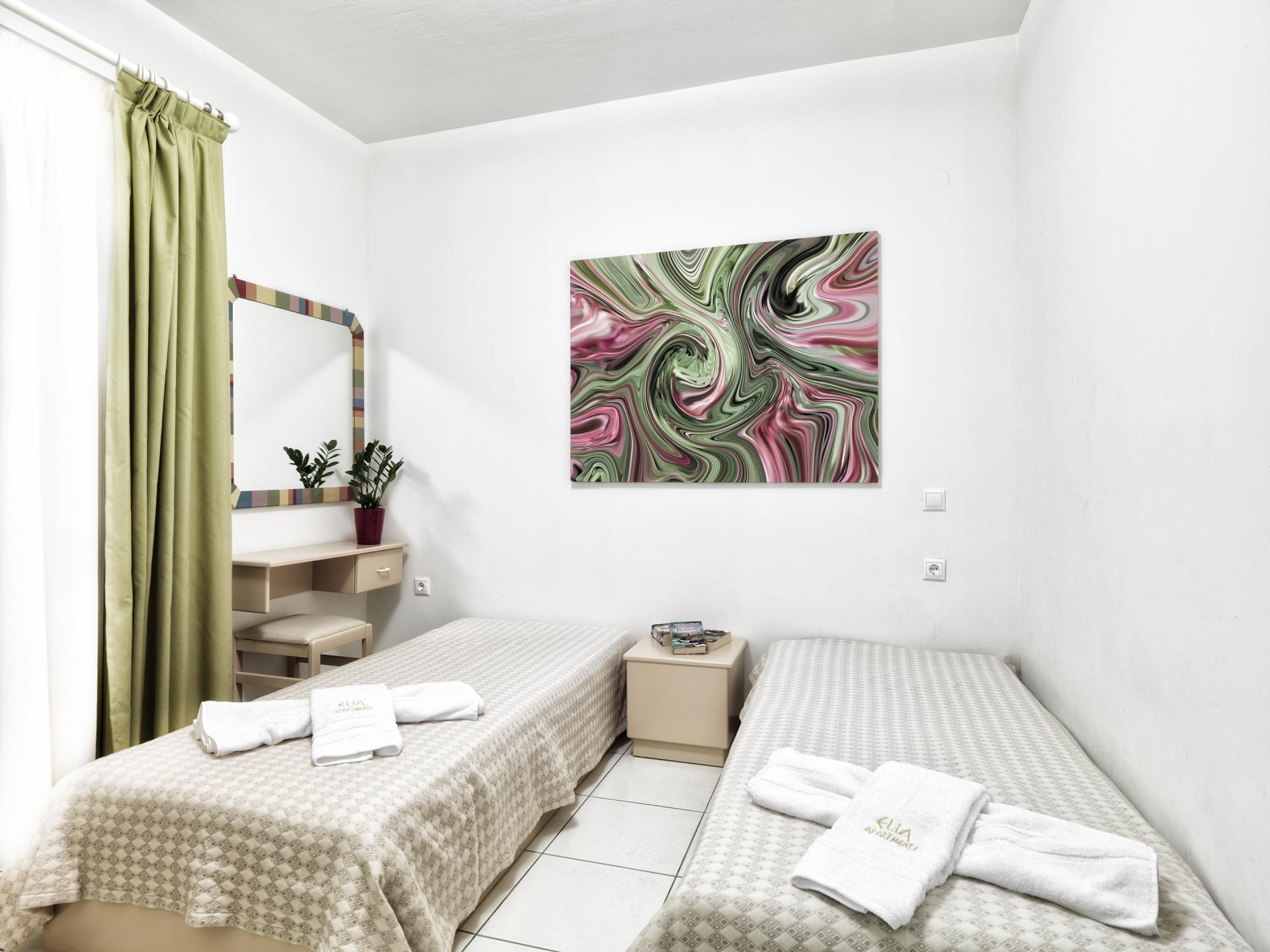 Elia Apartments-Apartman spavaca soba.jpg