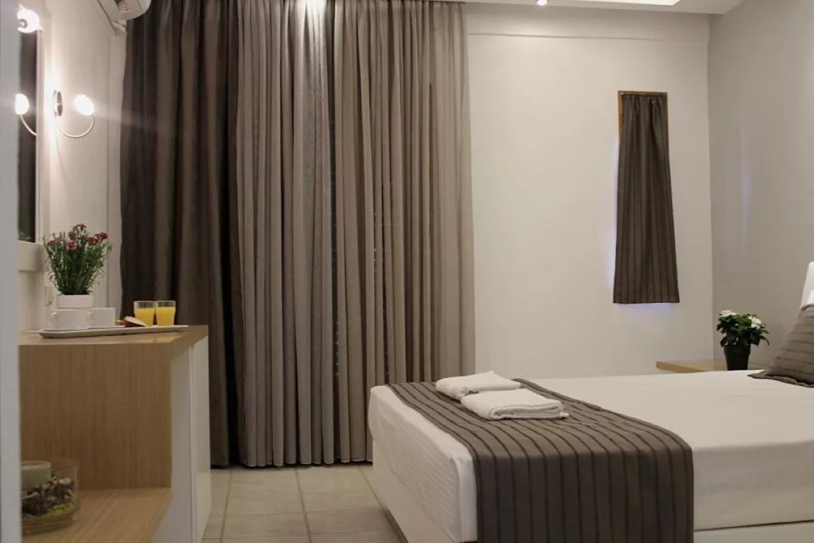 Zeus Hotel Platamonas-Superior porodicna soba.jpg