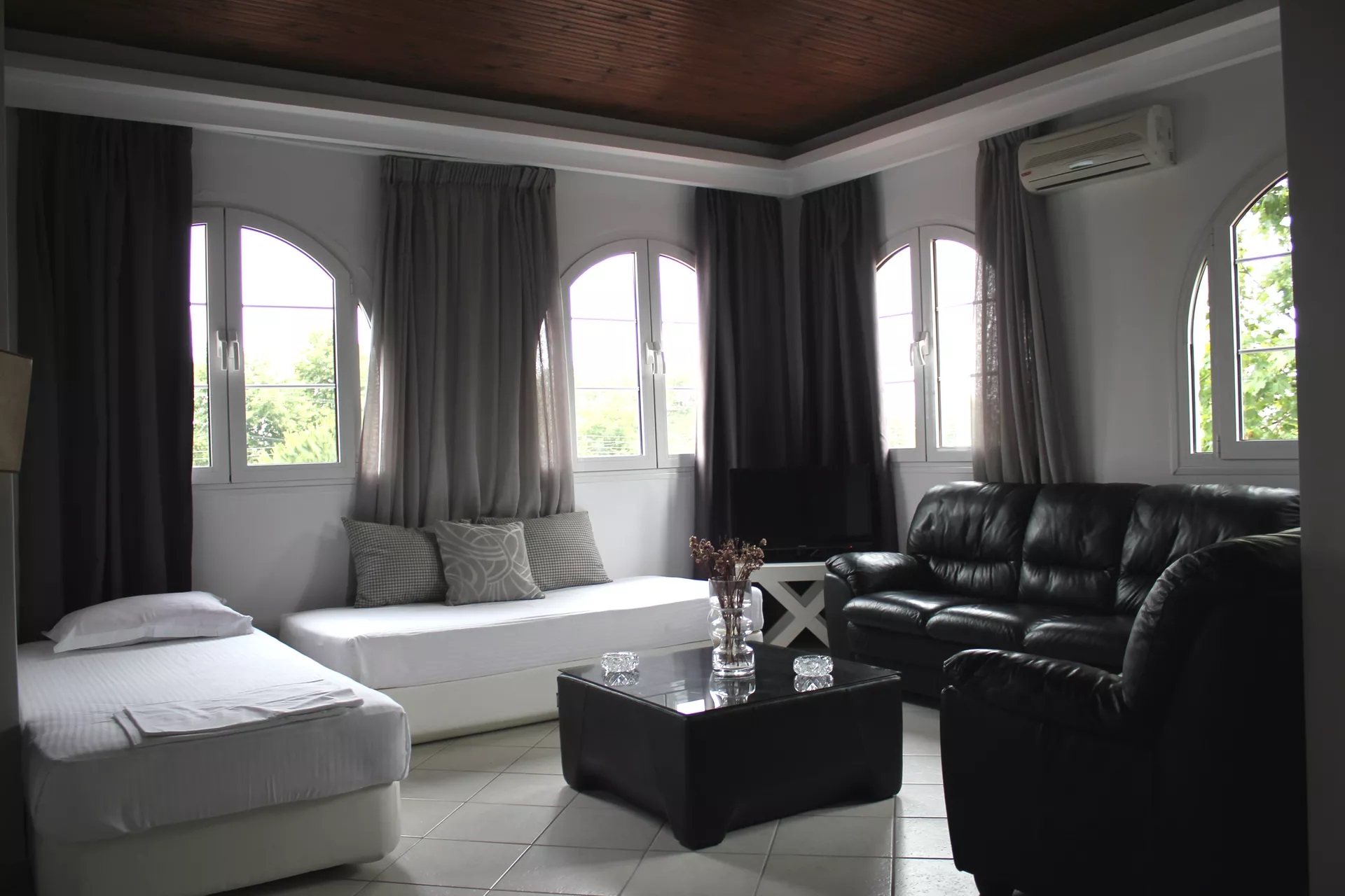 Zeus Hotel Platamonas-Superior porodicni suite.jpg