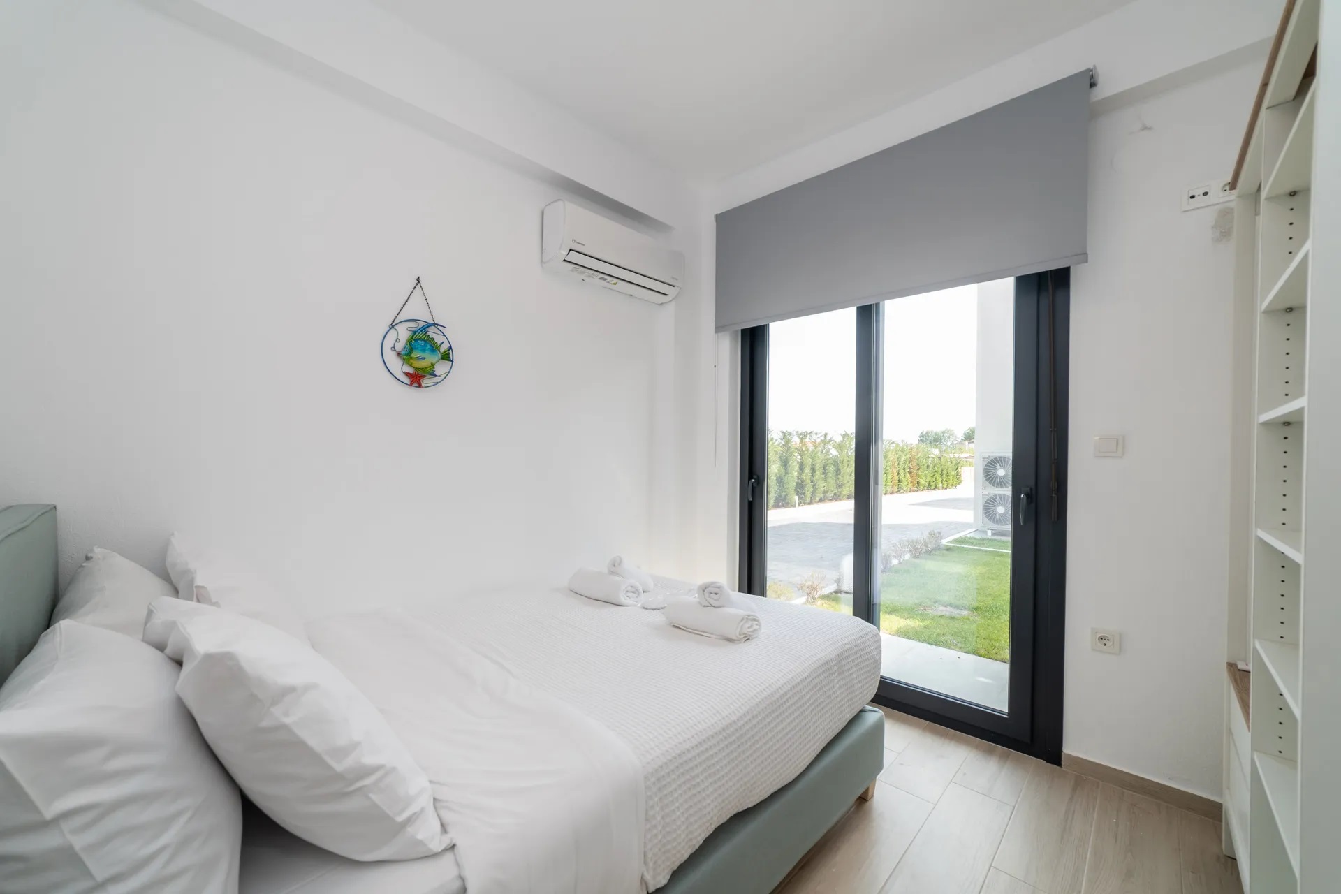 Thalassa & Thalassa Prive Residential Complex-Trosoban duplex spavaca soba.jpg