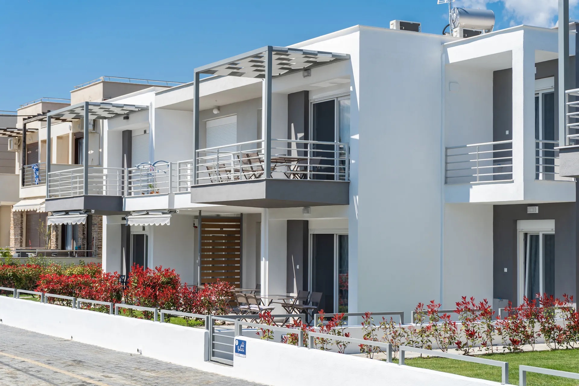 Thalassa & Thalassa Prive Residential Complex-Zgrada hotela.jpg