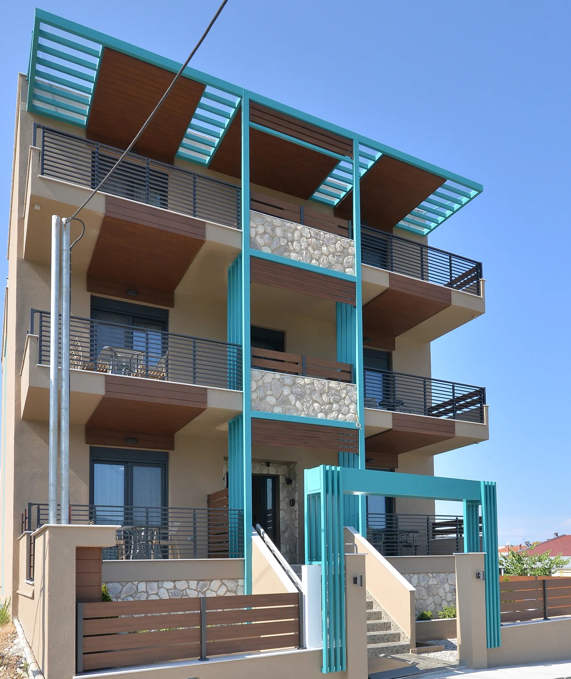 Niel Holiday Apartments-Hotel spolja.jpg