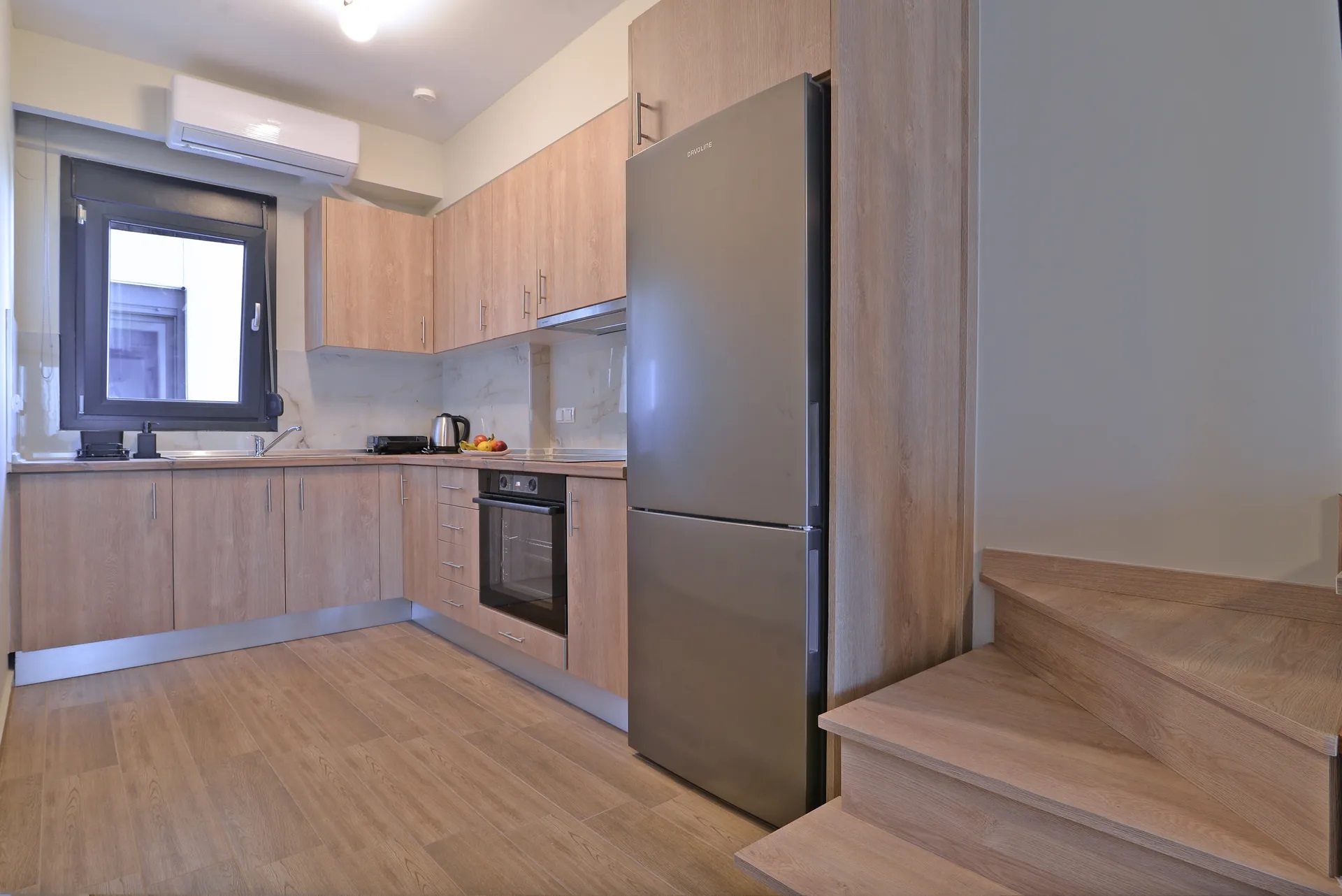 Niel Holiday Apartments-Maisonette kuhinja.jpg