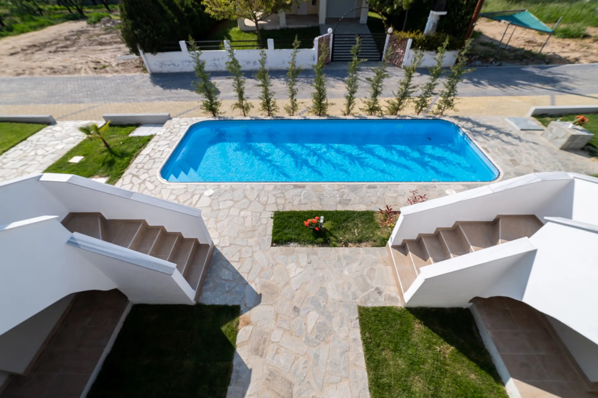 Danai & Palm Residential Complex-Jednosoban apartman pristup bazenu.jpg
