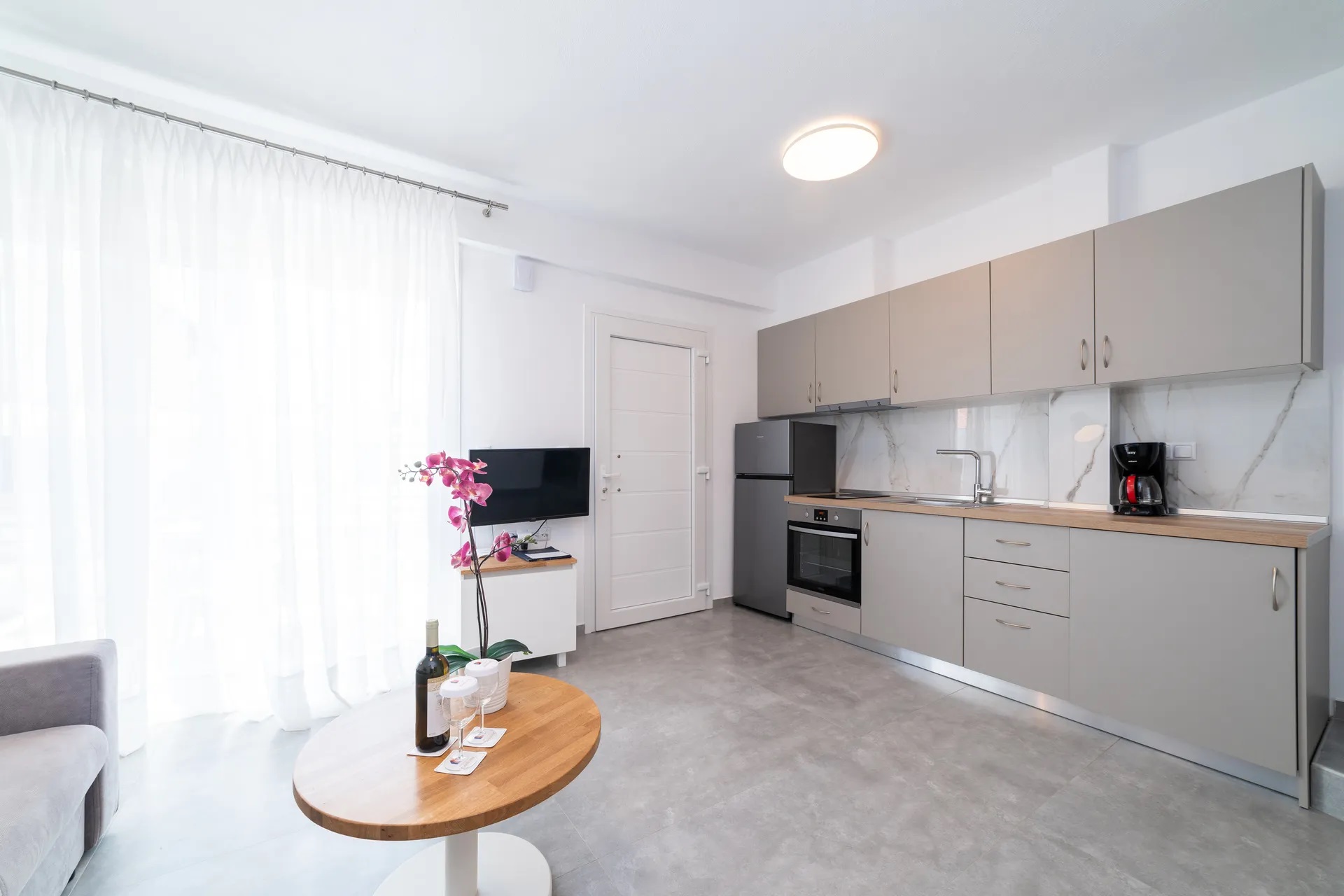Dionysos Residential Complex-Trosoban tripleks kuhinja.jpg