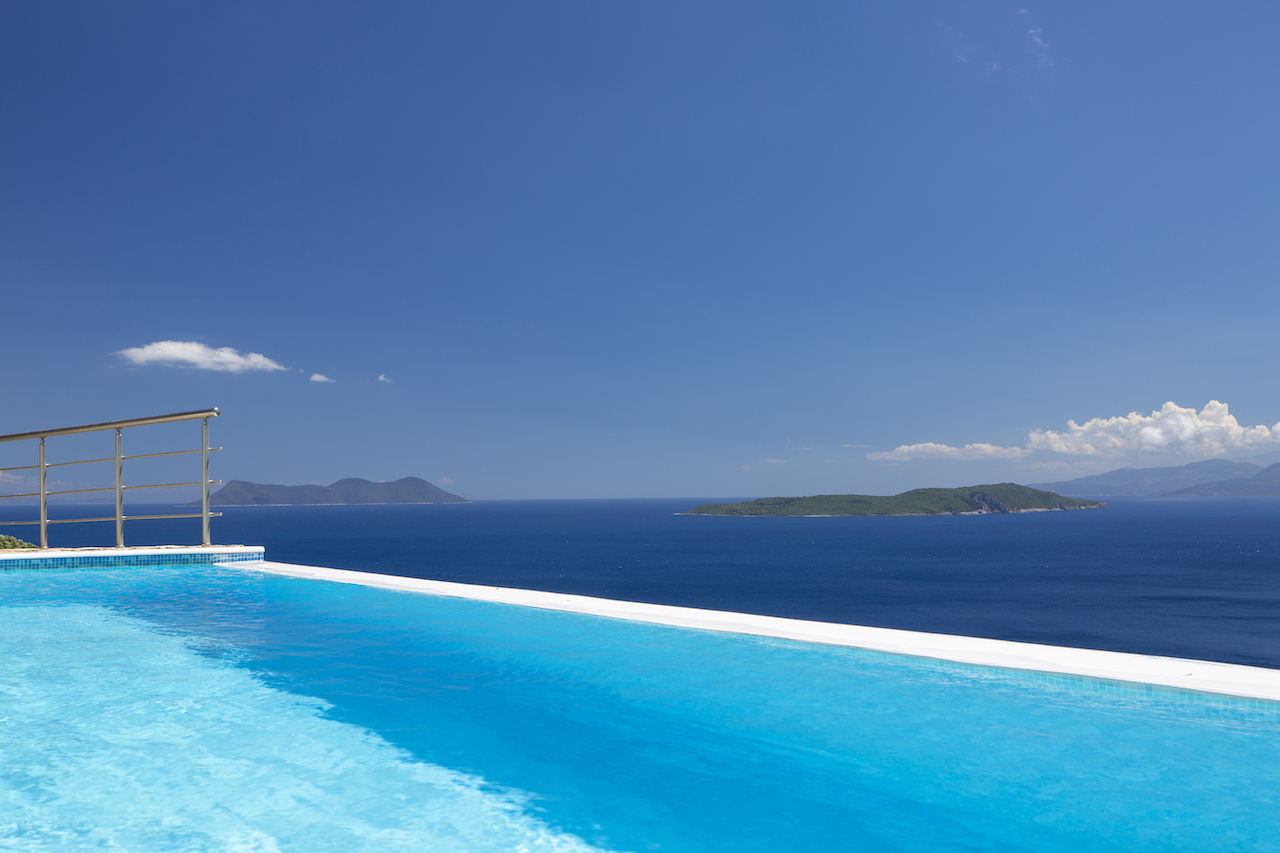 Dream View VIllas-Vila Porto Katsiki bazen.jpg