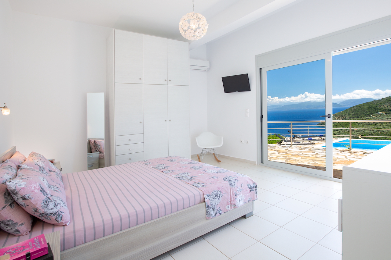 Dream View VIllas-Vila Porto Katsiki spavaca soba.jpg