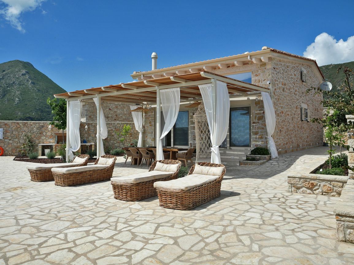 Parga VIllas Collection-Vila Infinity Blue terasa.jpg