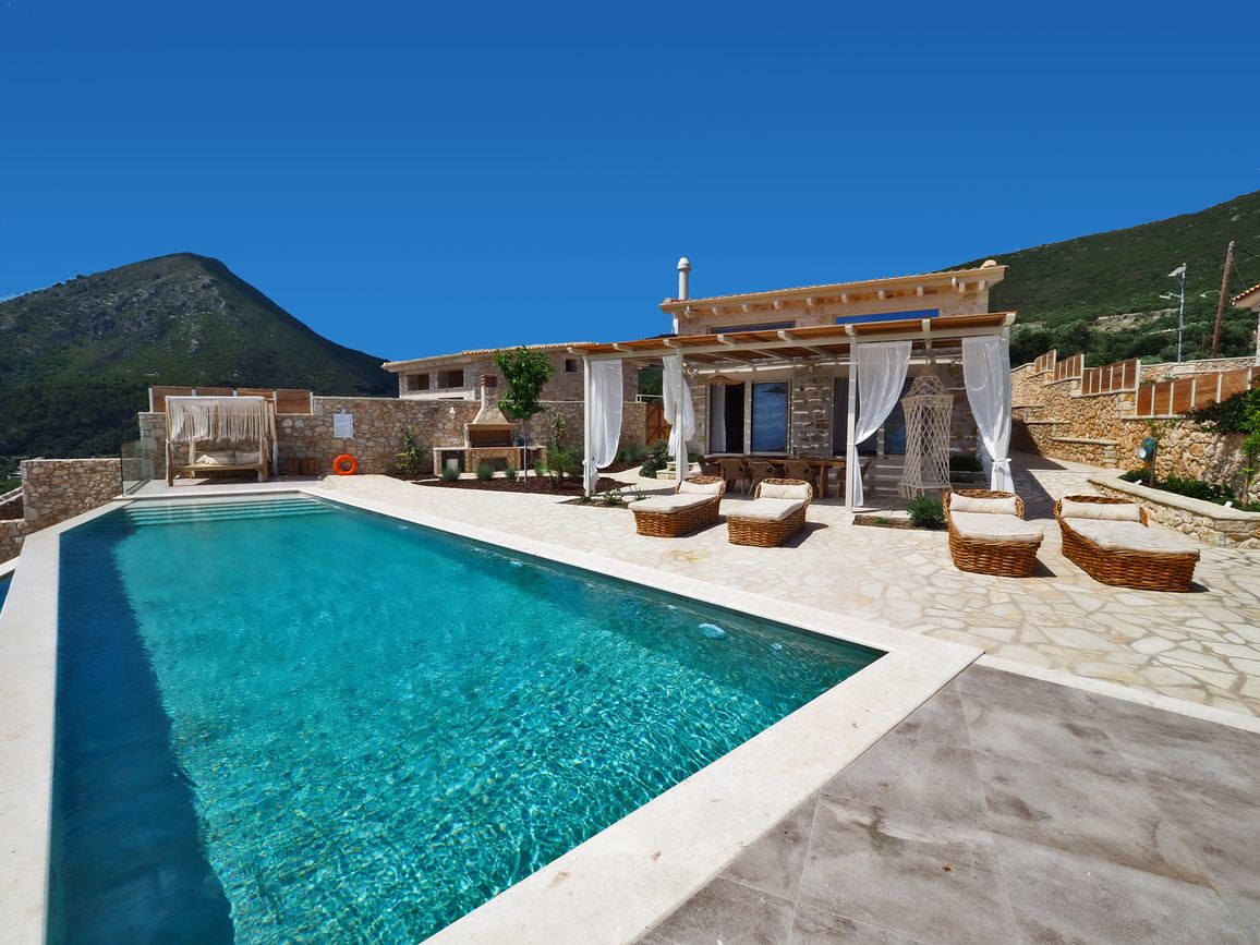 Parga Villas COllection-Vila Infinity Blue bazen.jpg