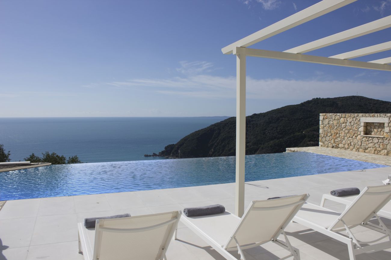 Parga Villas Collection-Vila Horizon Blue bazen.jpg