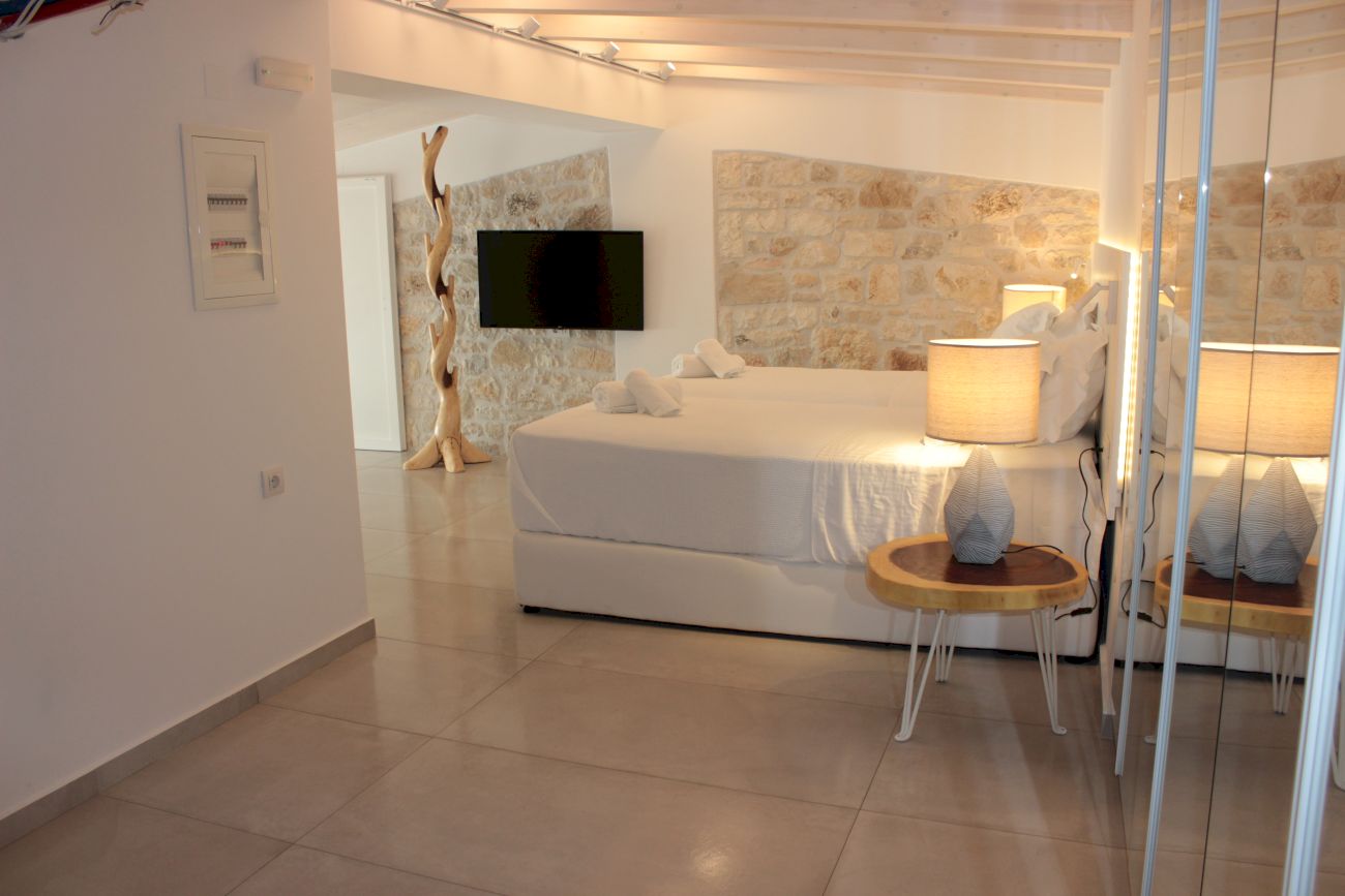 Parga Villas Collection-Vila Horizon Blue druga spavaca soba.jpg
