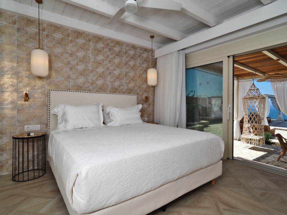 Parga Villas Collection-Vila Infinity Blue spavaca soba.jpg