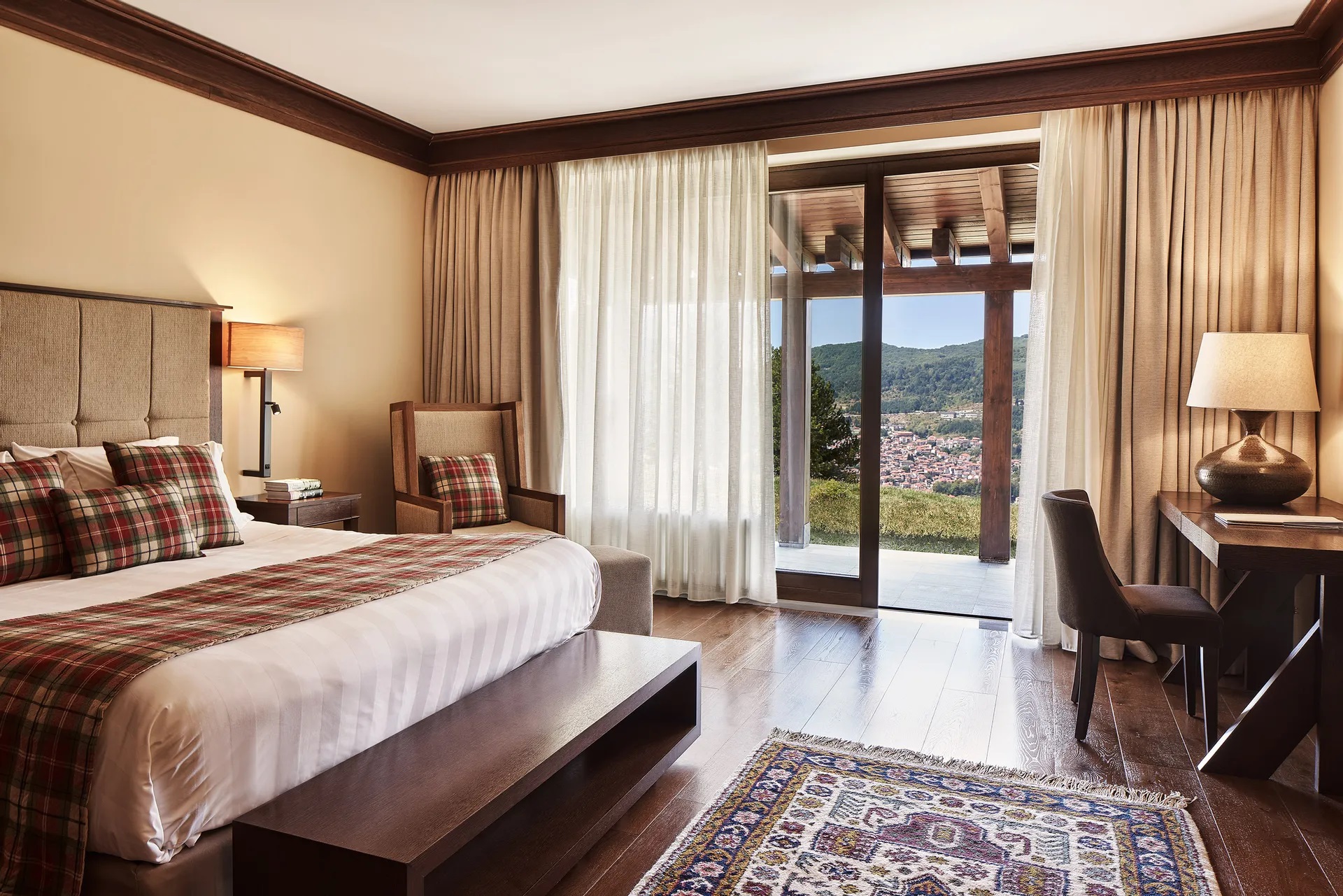 Grand Forest Metsovo-Grand Forest suite spavaca soba.jpg