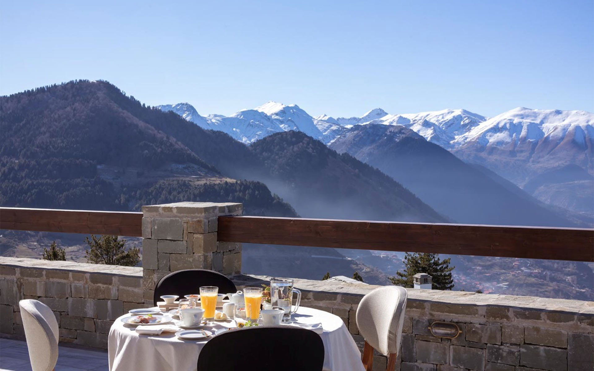 Grand Forest Metsovo-Terasa.jpg