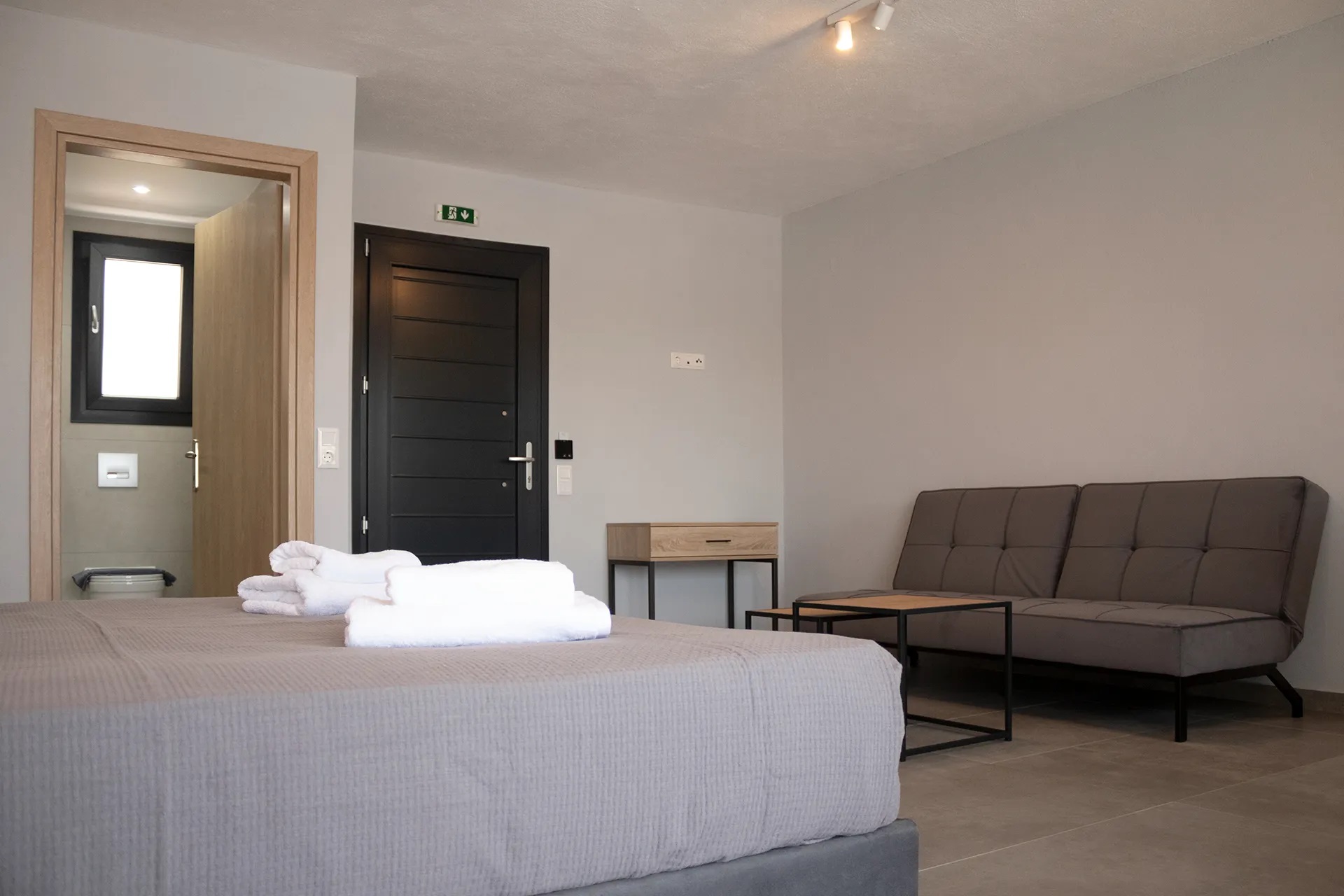 Olive Roots-Junior suite.jpg