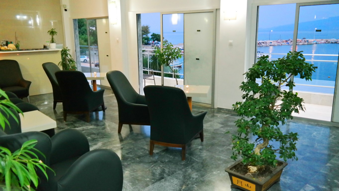 Porto Evia Boutique Hotel-Lobby.jpg