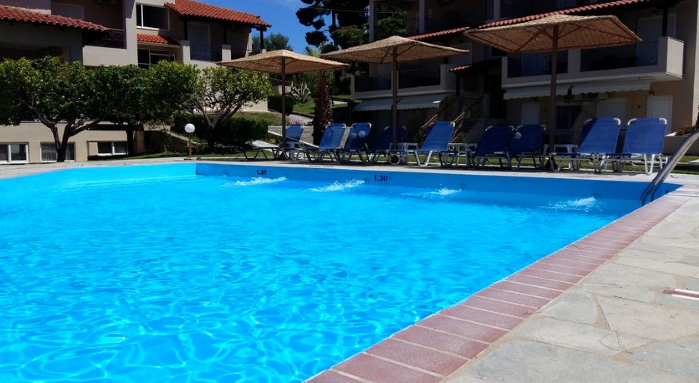 Thea Hotel-Bazen.jpg