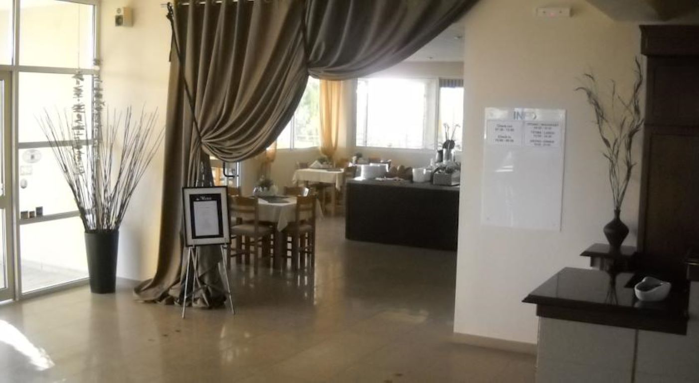 Thea Hotel-Recepcija.jpg