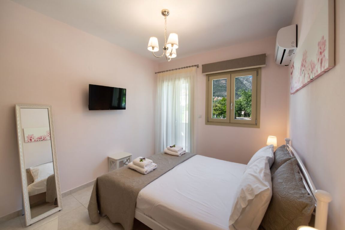 Bounatsa Studios & Apartments-Apartman spavaca soba.jpg