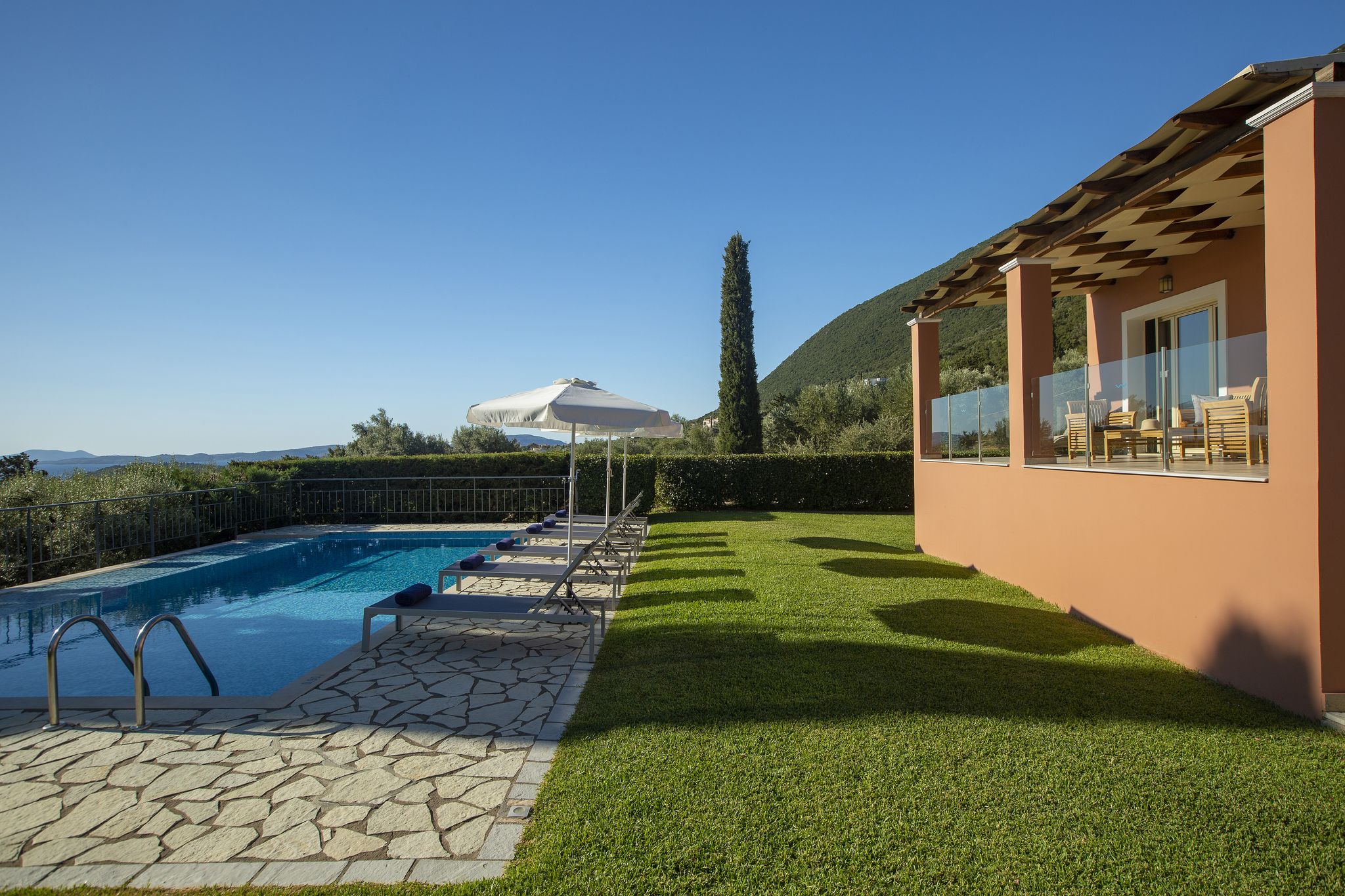Ionian Luxury VIllas-VIla Levanda basta.jpg