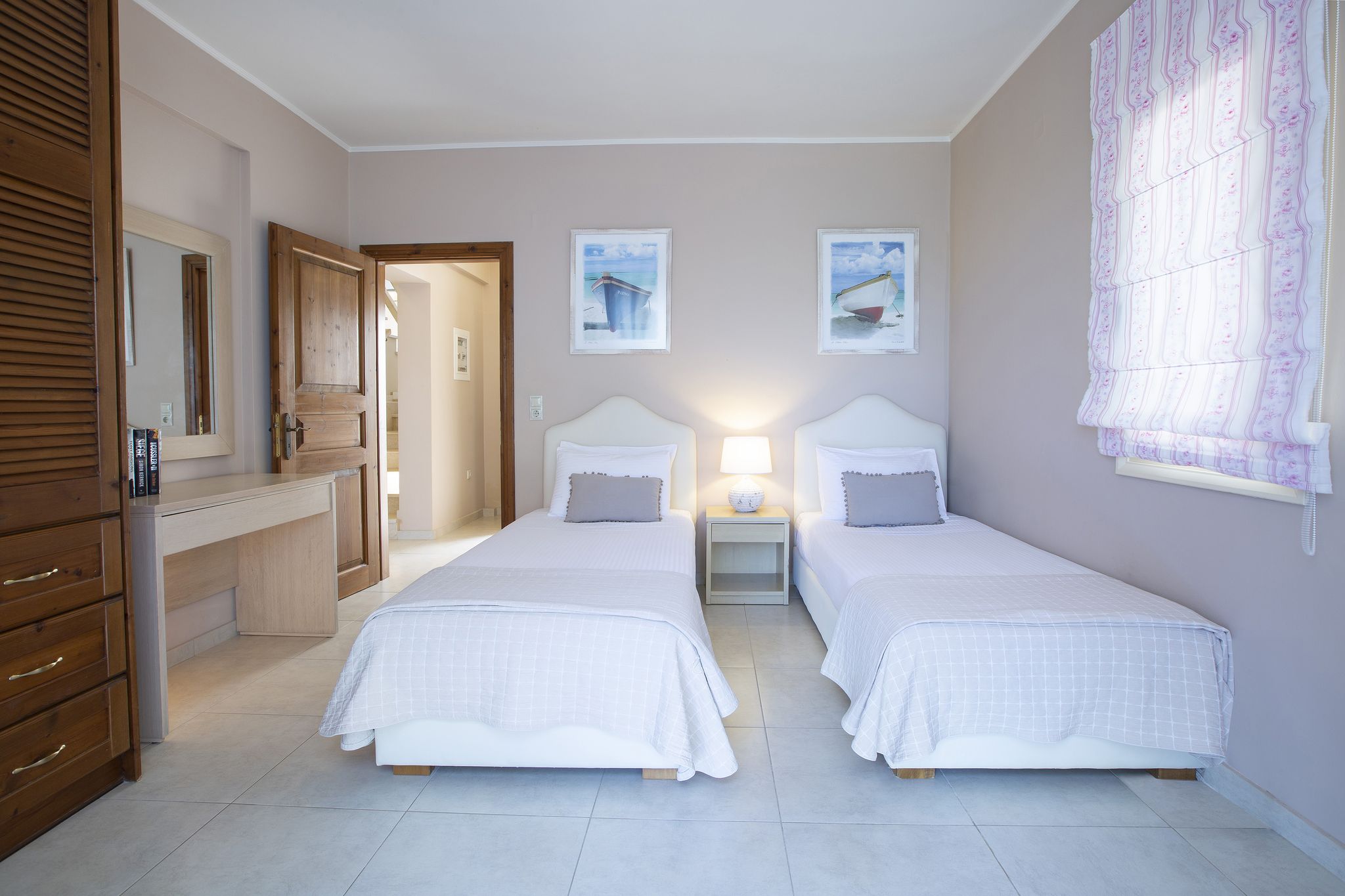 Ionian Luxury Villas-Vila Olivia druga spavaca soba.jpg