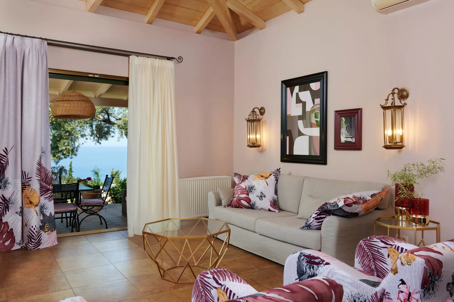 Art Blue Villas-Deluxe vila dnevna soba.jpg