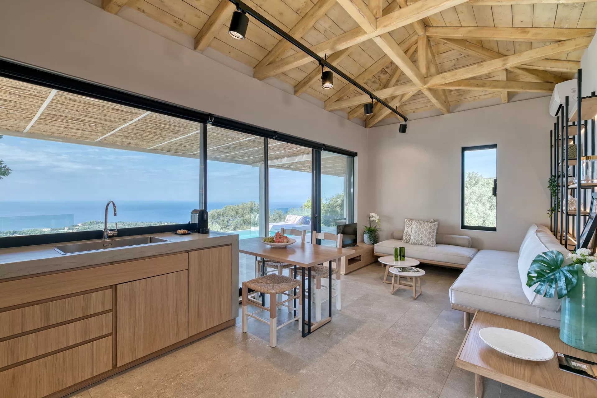 Art Blue Villas-Residence kuhinja.jpg