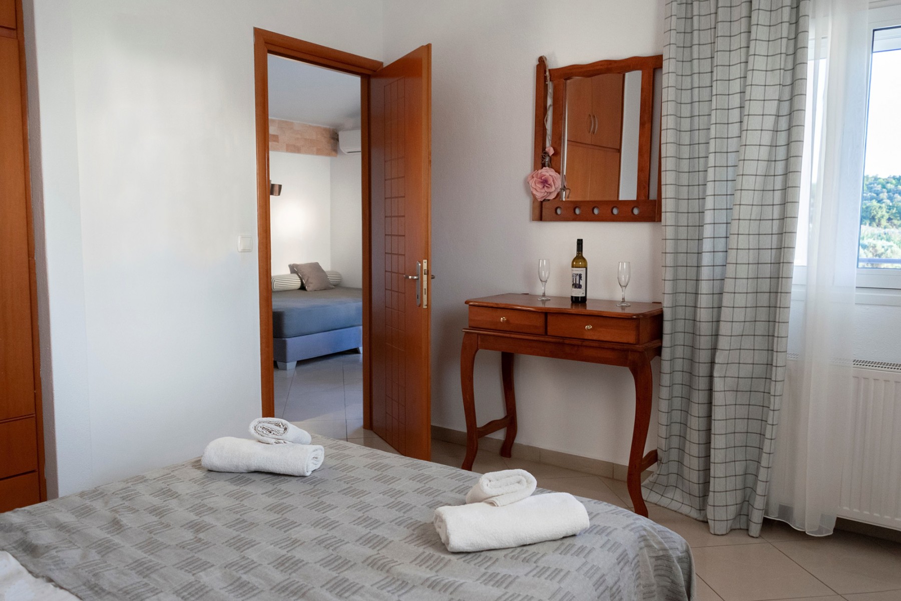 Hotel Kapahi Sea View apartments & suites apartman sa pogledom na more.jpg
