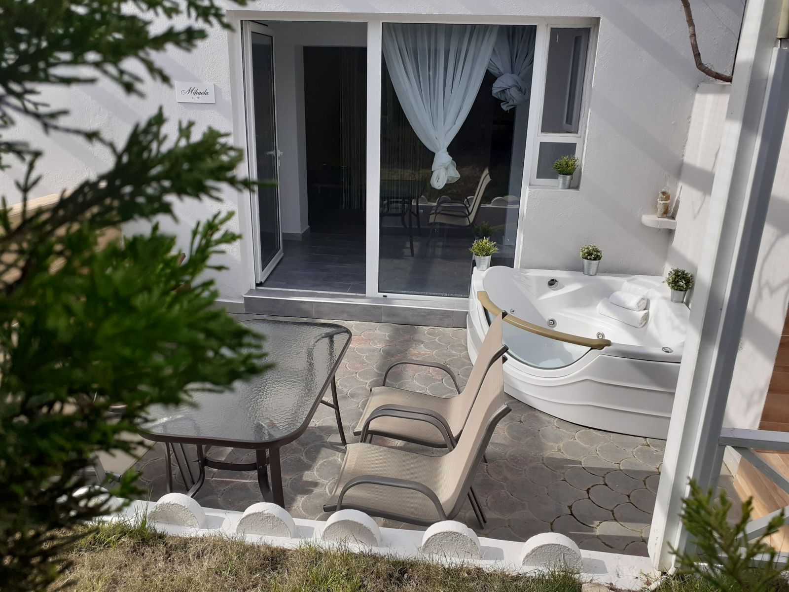 Hotel Kapahi Sea View apartments & suites apartman sa đakuzijem.jpg